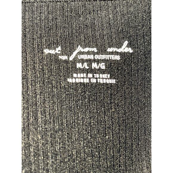 Out from Under Urban Outfitters Top Women’s Med/L Black LS V-neck Ribbed Cropped - Picture 4 of 5